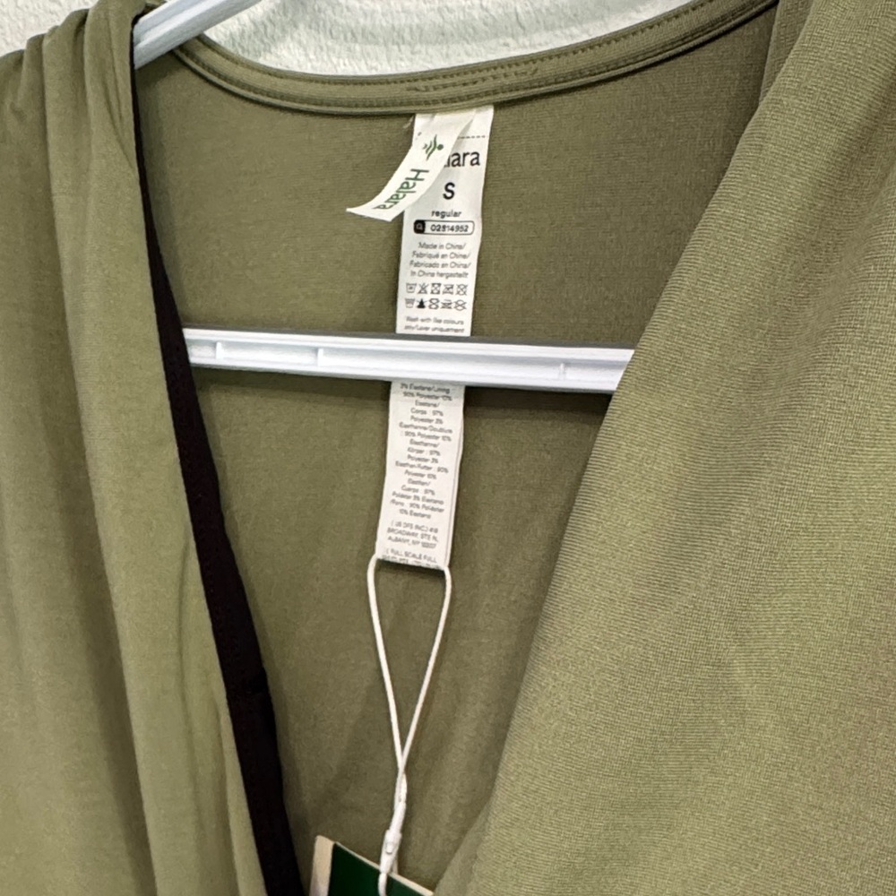 HALARA Sleeveless Olive Green V-Neck forming Jumpsuit size SMALL - Picture 6 of 11